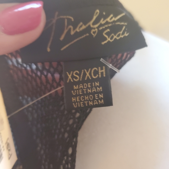 Thalia Sodi tiered long sleeve mesh top - Picture 10 of 10